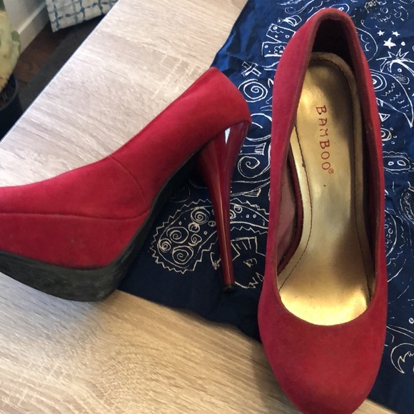 Bright red BAMBOO platform stilettos 👠 - Picture 4 of 4